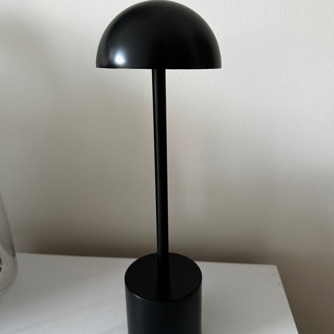 Lampara Sombrilla Negra