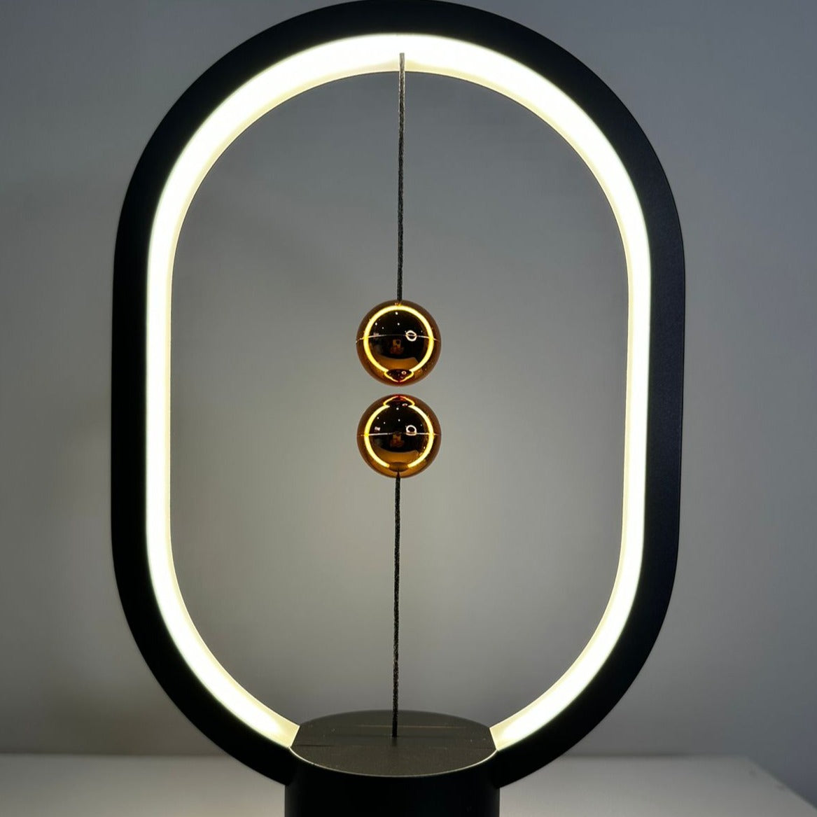 Lampara de Mesa Magnetica