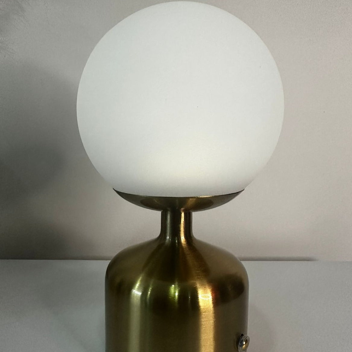 Lampara Inalambrica Esfera